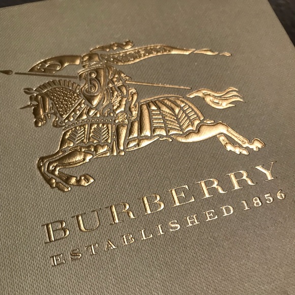 Women’s Bu4211 Silver Burberry Watch. - Picture 7 of 8